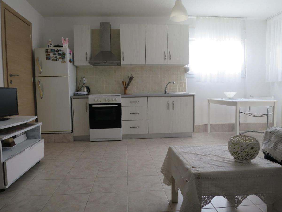 קומוטיני Guesthouse With Garden מראה חיצוני תמונה