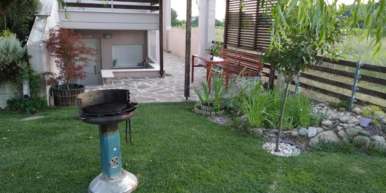 קומוטיני Guesthouse With Garden מראה חיצוני תמונה